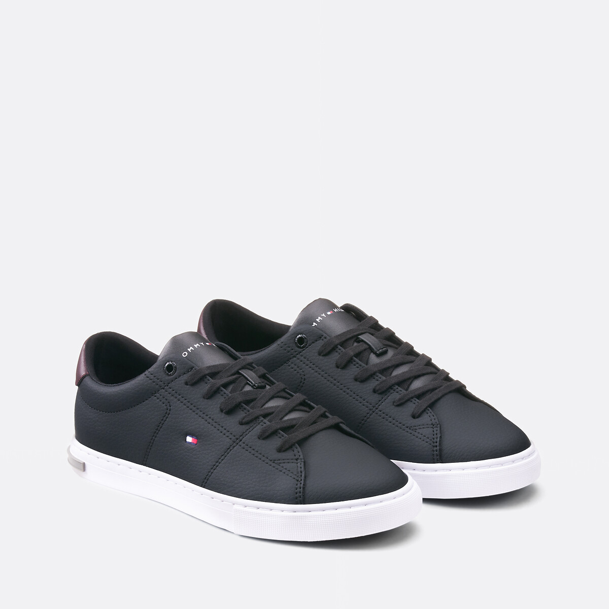 TOMMY HILFIGER<br>Tênis de couro