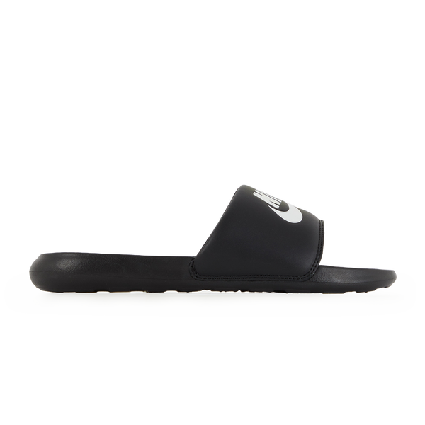 NIKE VICTORI ONE