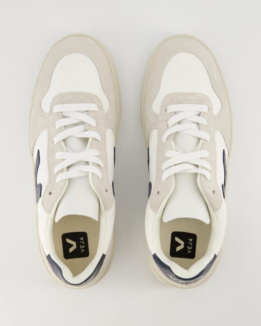 Veja V-10 Sneaker in Weiß