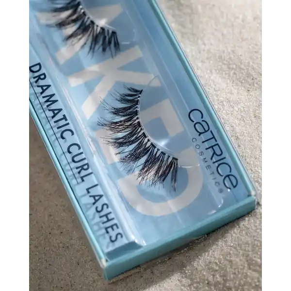 Faked Dramatic Curl Lashes