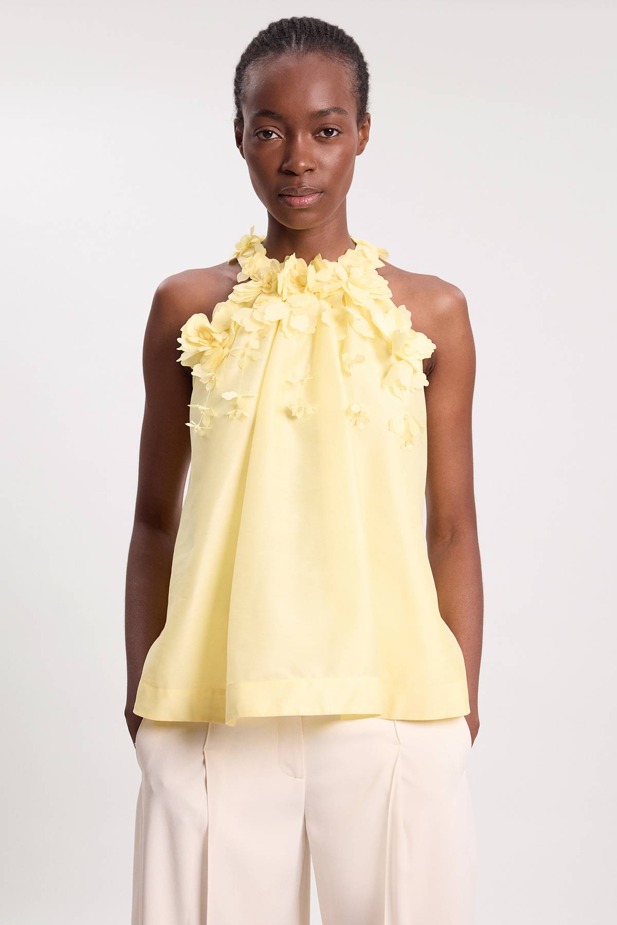 KarenMillen Blouse Tissée À Col Licou Avec Appliqué Floral