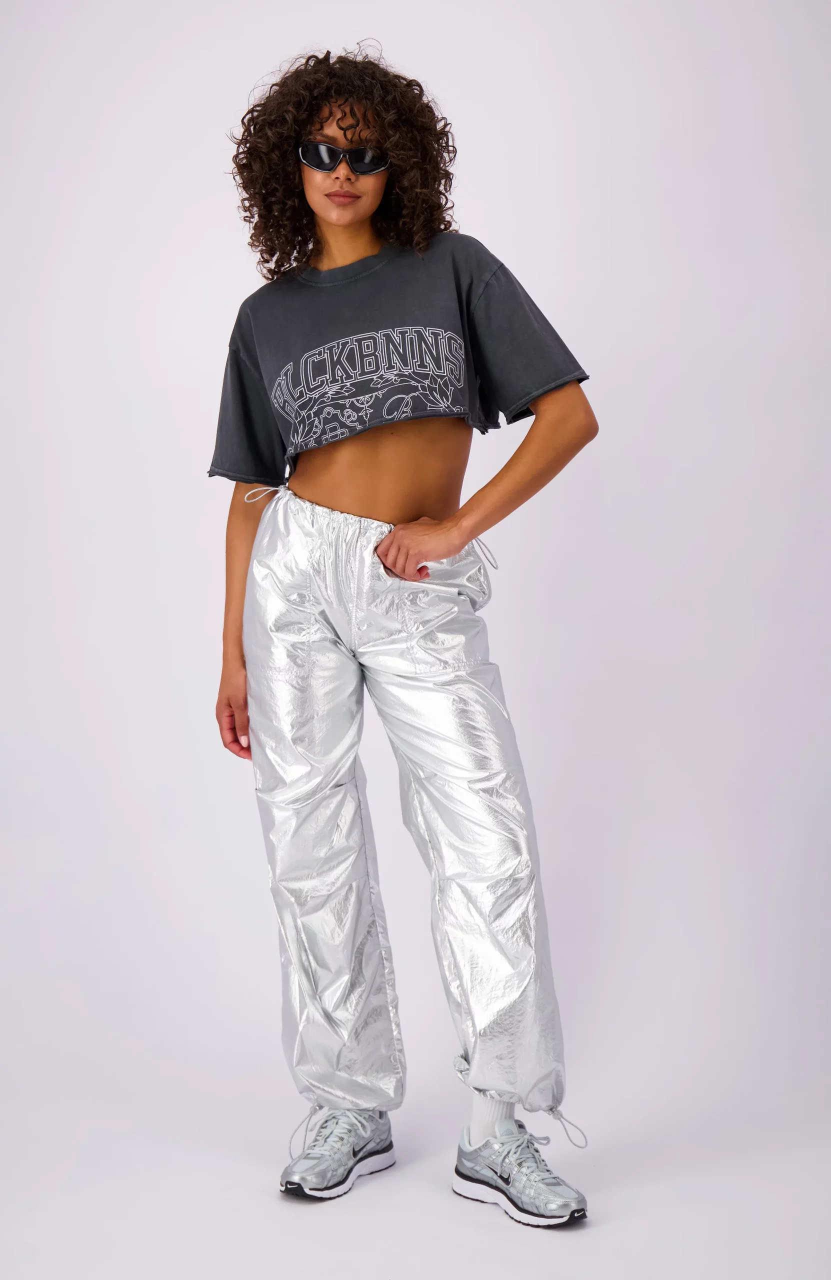 Black Bananas University Cropped T-Shirt Dames Zwart