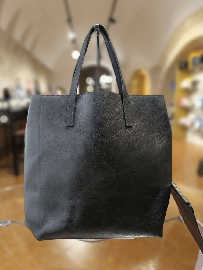 Valentino Vintage Valentino Handbag Black