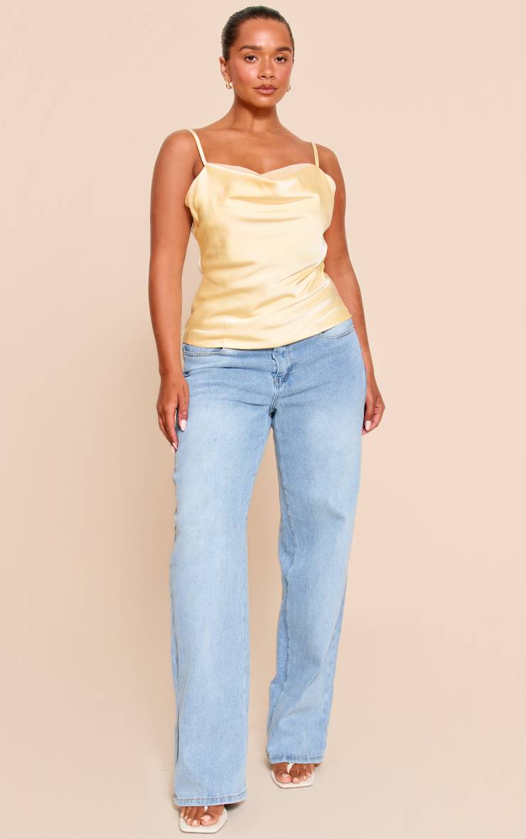 Pale Yellow Top Shape En Satin À Col Bénitier Avec Empiècements En Mousseline
