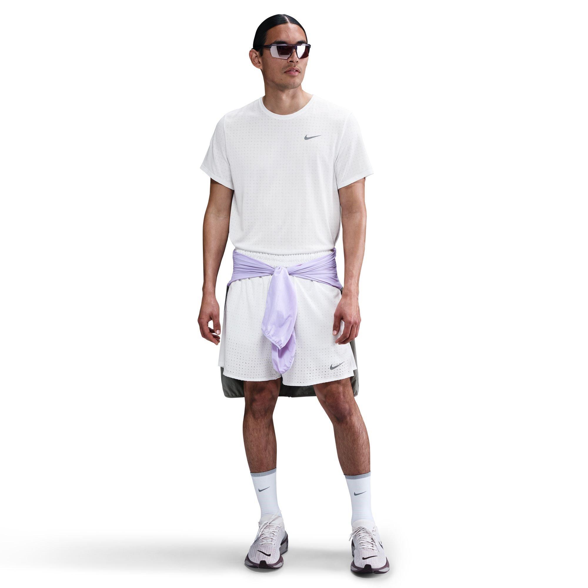 Nike Breathe Miler Sn53