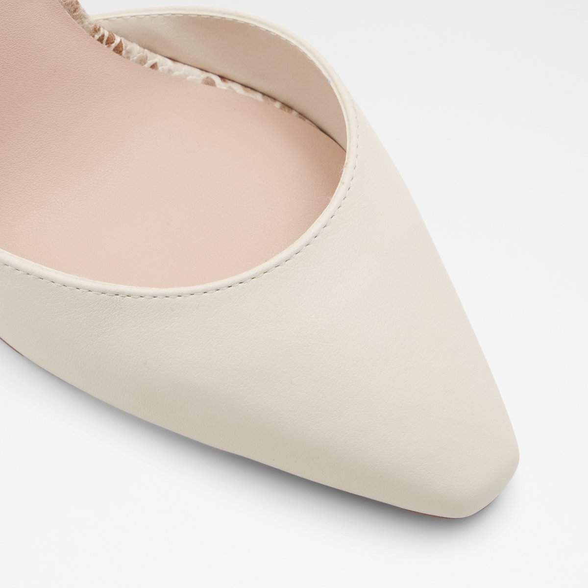 Susan White Women Block Heels