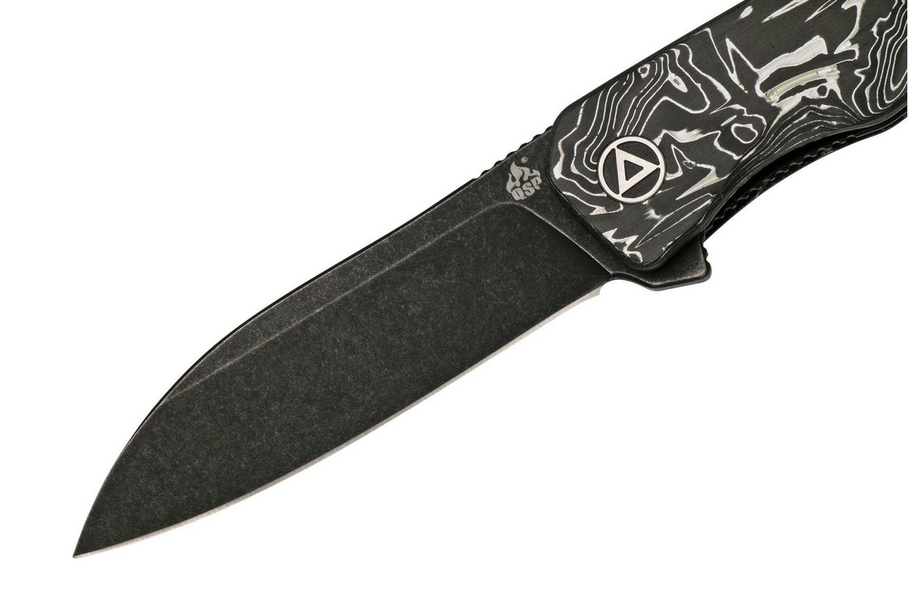 QSP Knife Otter QS140-A2 Blackwashed, Aluminum Foil Carbonfiber zakmes