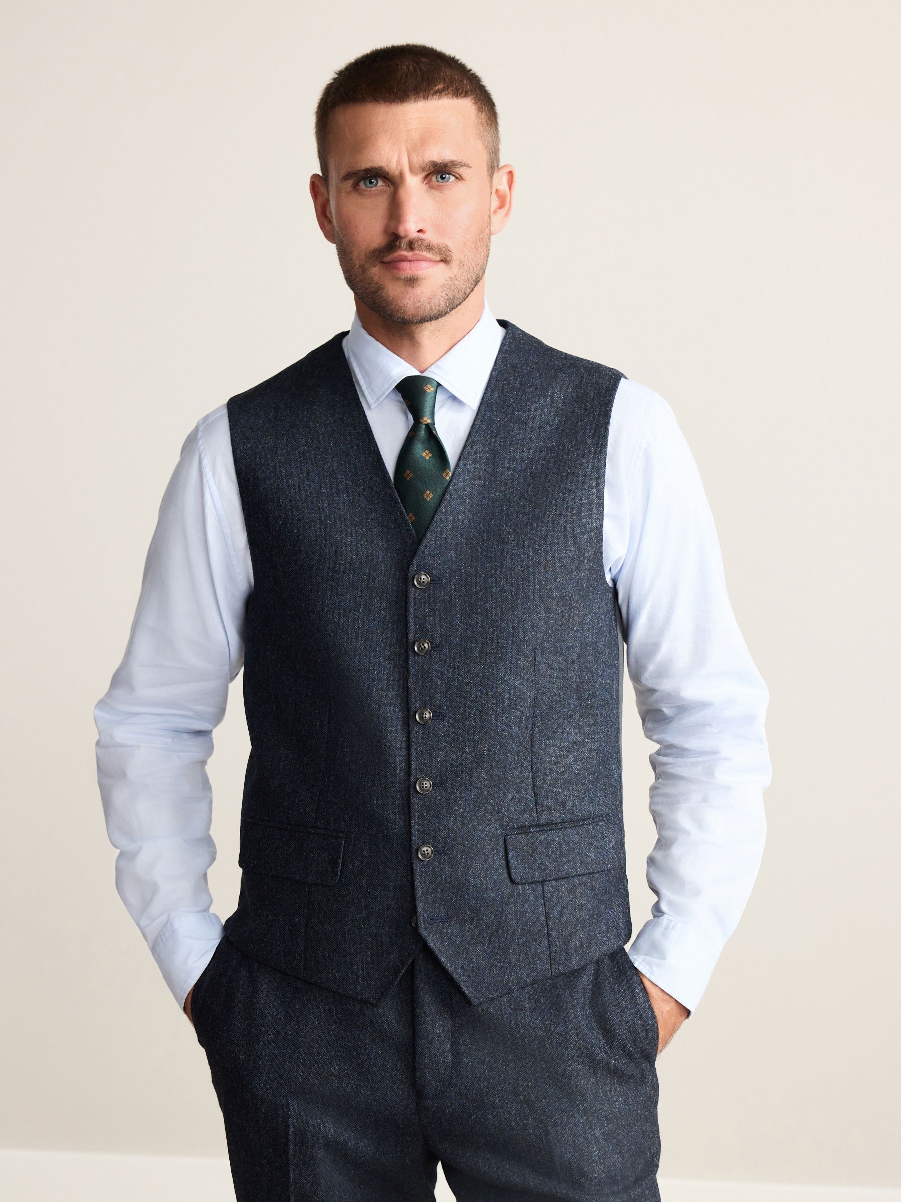 Donkerblauw - Signature Abraham Moon 100% British Wool Donegal Suit Waistcoat