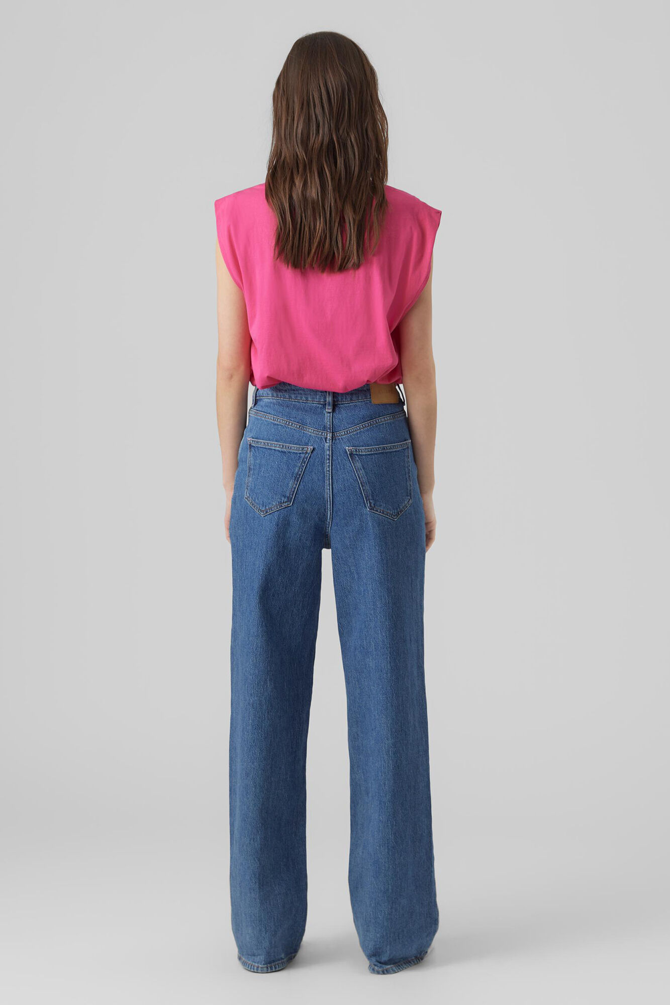 Camiseta com detalhe de ombreira - Rosa