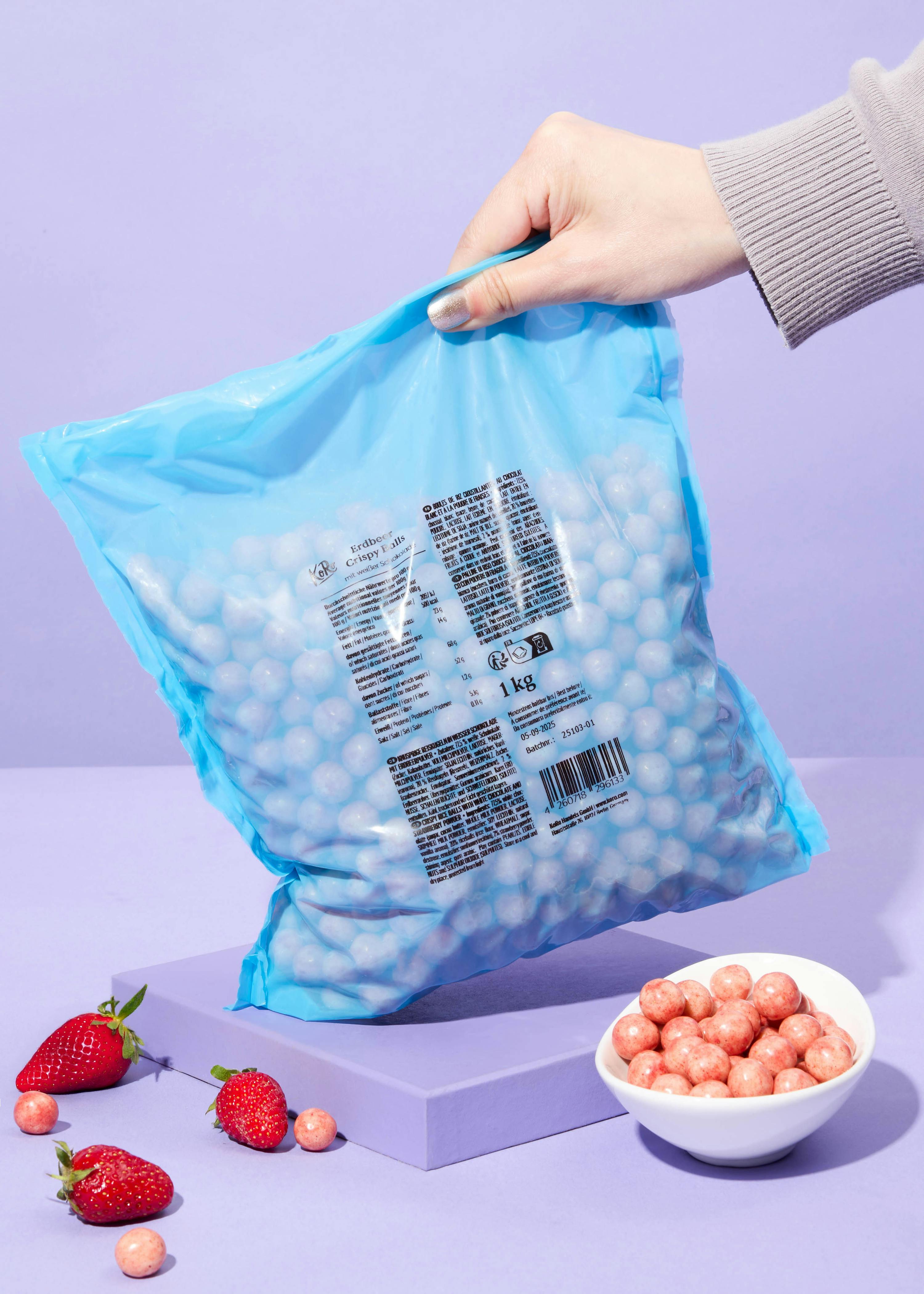 Reis Crispies in weißer Schokolade und Erdbeerpulver 1 kg