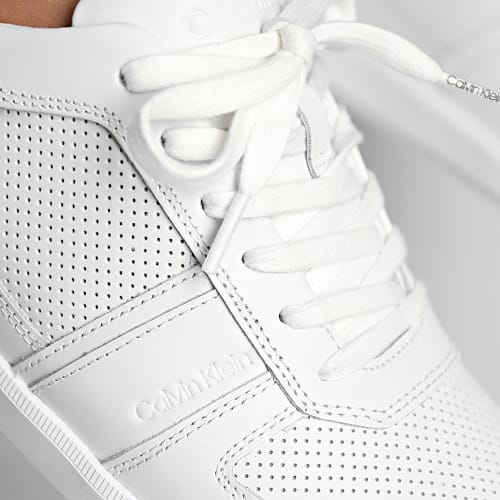 Baskets Low Top Lace Up Leather 0471 Triple White