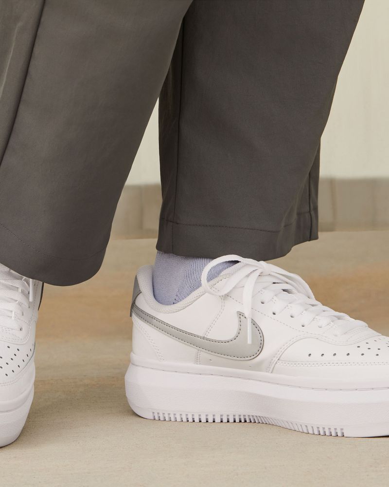 Chaussures Nike Court Vision Alta pour femme