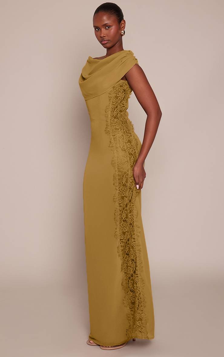 Chartreuse Robe Longue Chartreuse Tissée Avec Détails En Dentelle Sur Les Côtés
