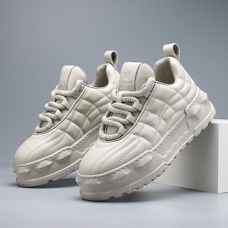 VEAZ - Effen platform sneakers