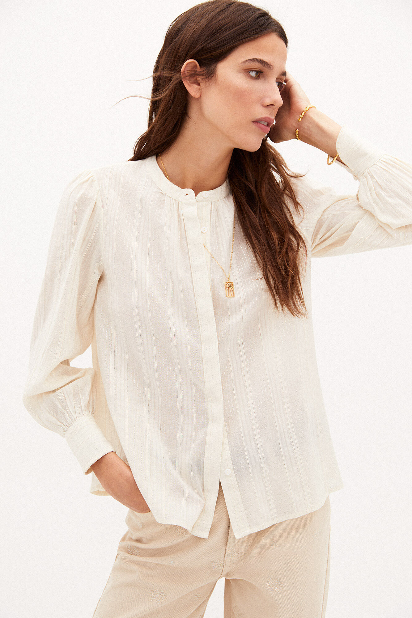 Leila Camisa alonga a cintura com lurex - Bege