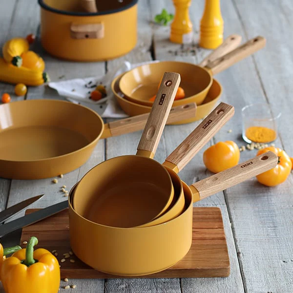 Casserole Ector induction aluminium revêtu manche en bois 18 cm jaune