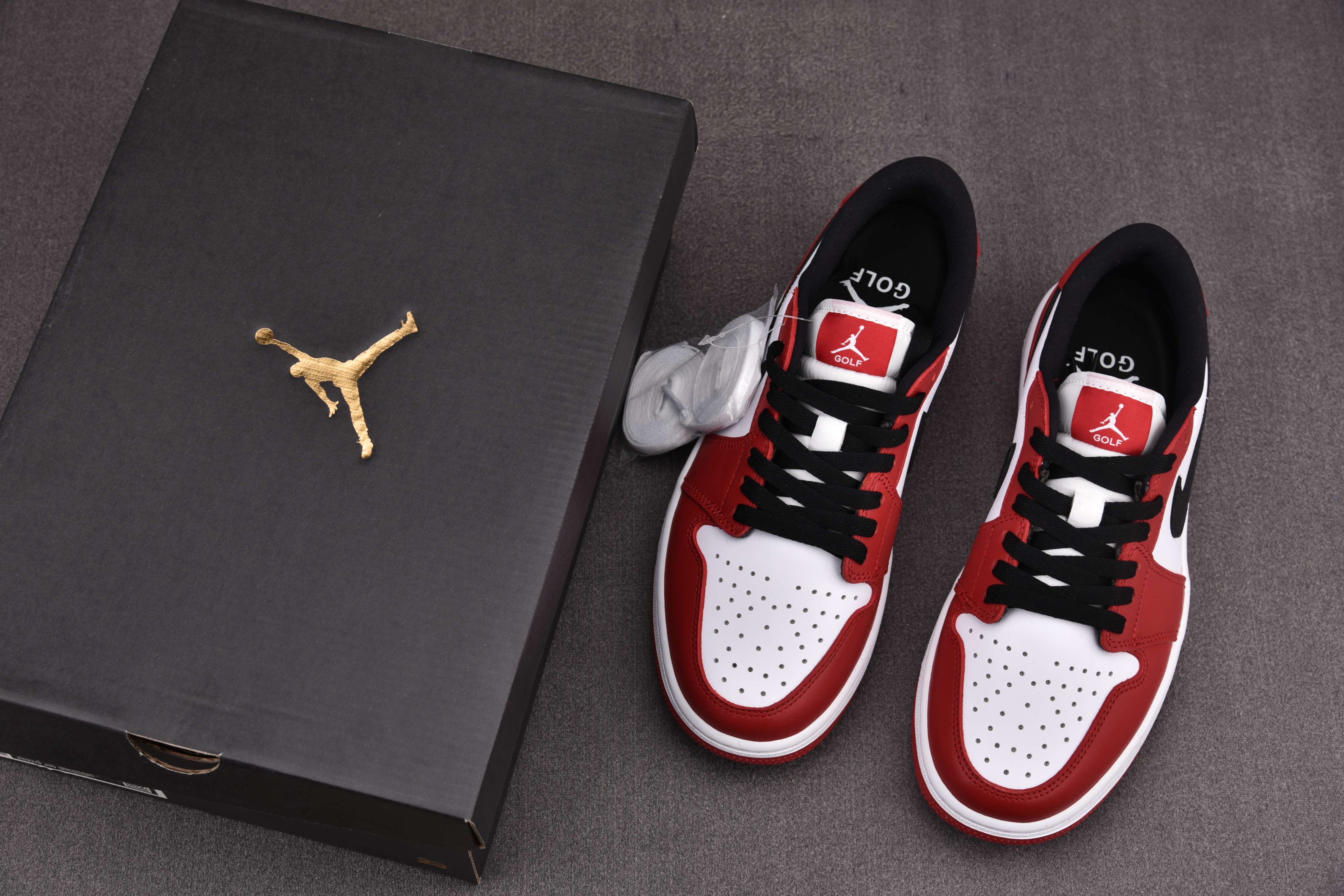 Jordan 1 Retro Low Golf Chicago