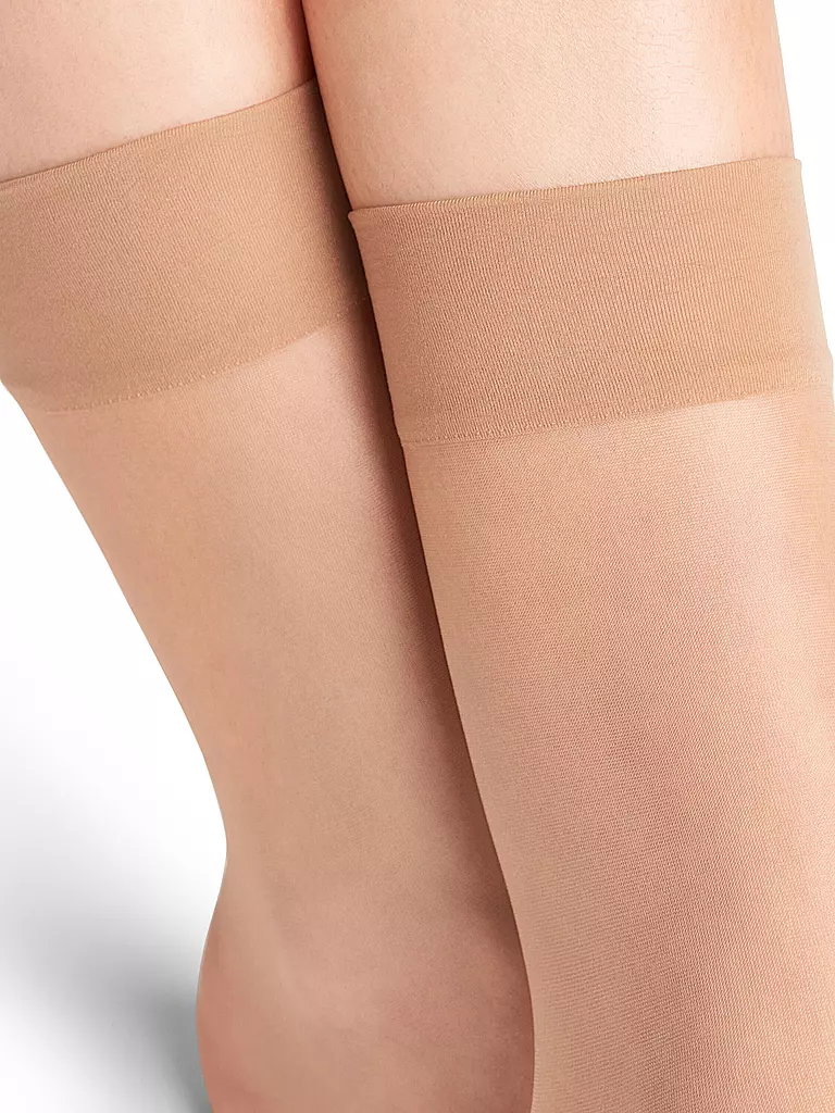 FALKE Söckchen SEIDENGLATT 15 DEN powder  beige