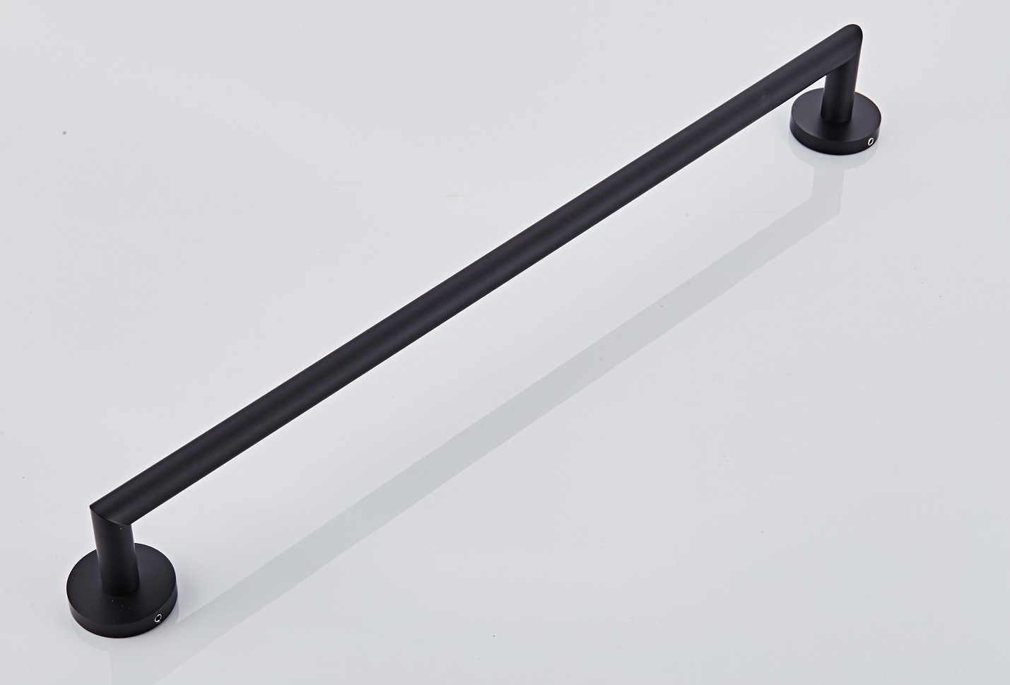 Saniclear Nero handdoekhouder 60cm mat zwart