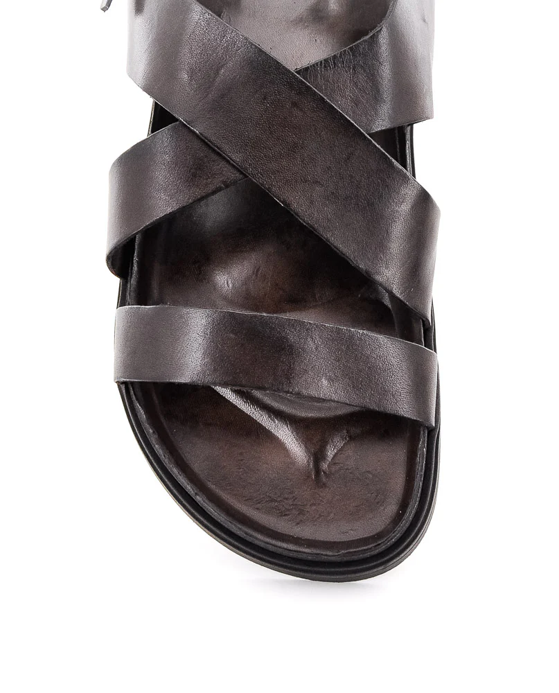 BRADOR - SAND KARI MARRON