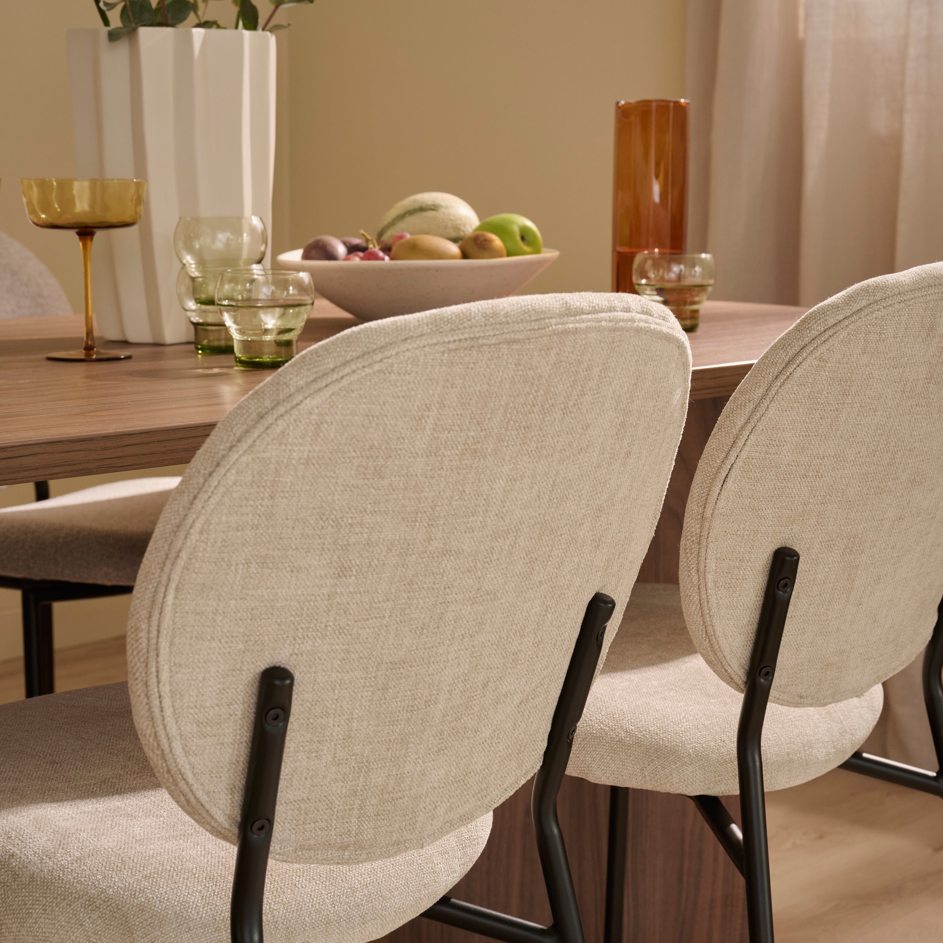 by fonQ Loop Eetkamerstoel Chenille - Beige