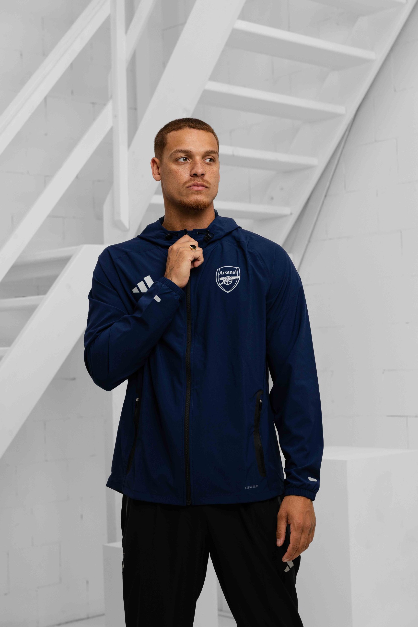 Arsenal Vis Tech Trainingspak Senior 2025/2026