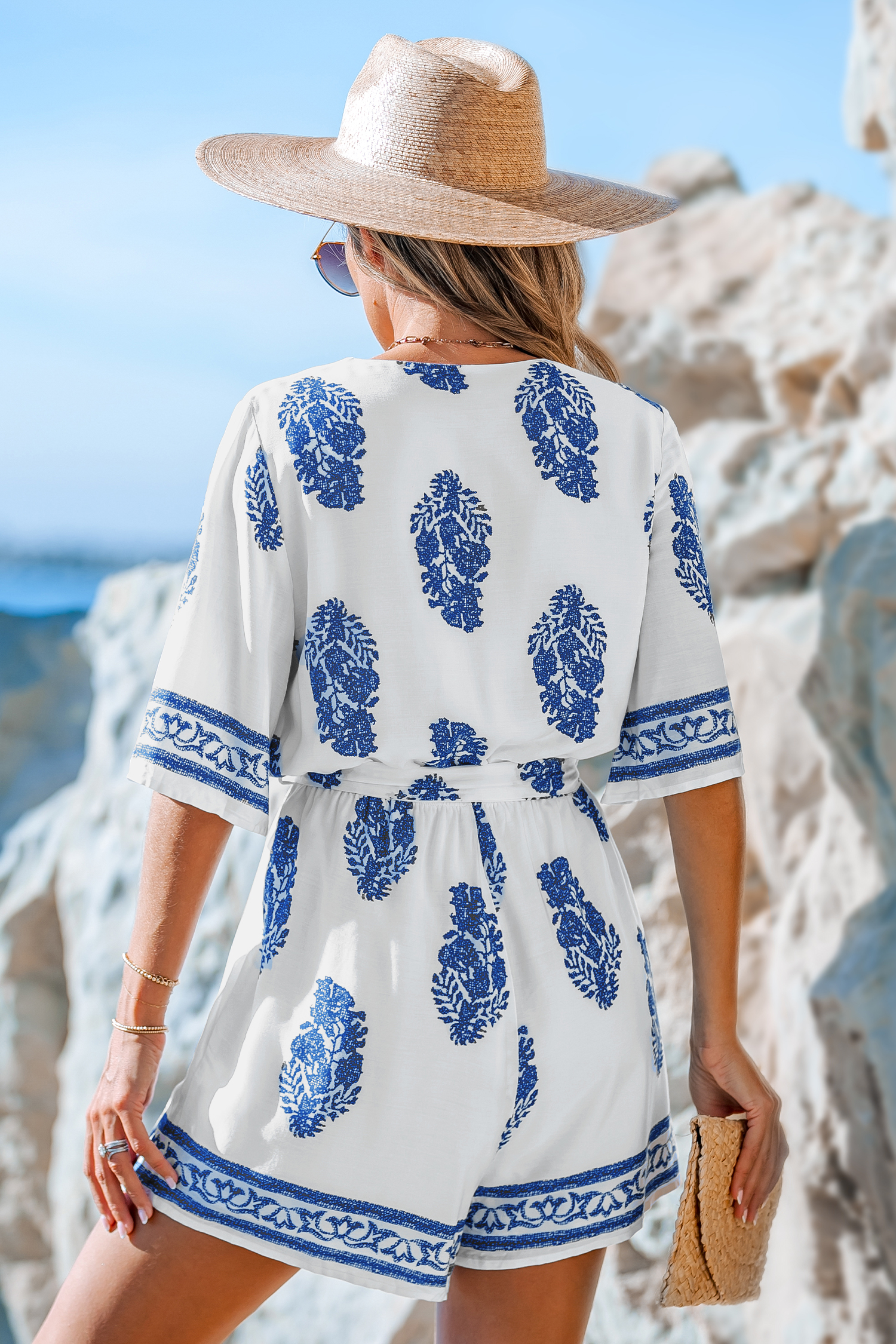 Combishort à col surplis et jambes larges