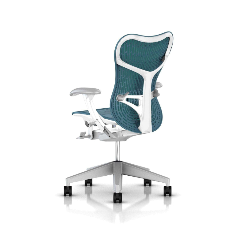 Herman Miller Mirra 2 bureaustoel zwart, grafiet onderstel, harde wielen