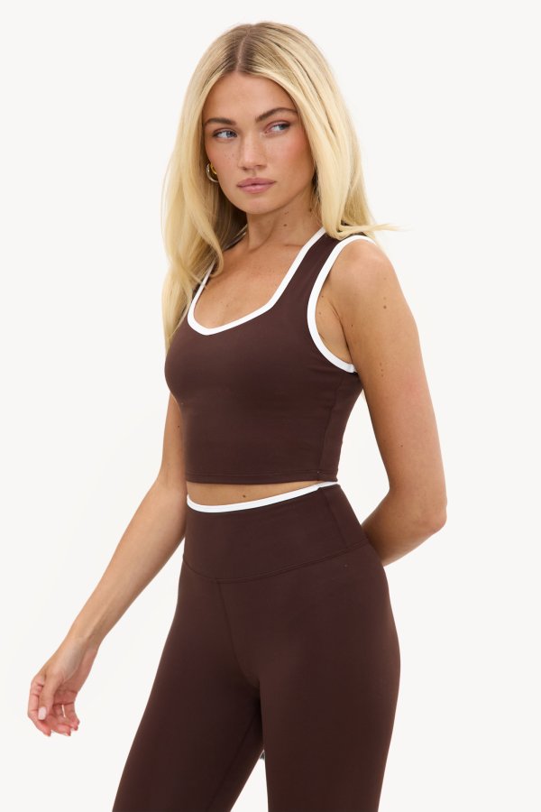 THE LILY - BROWN DARK