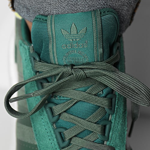 Baskets Retropy E5 IG7521 Classic Green Pulse Yellow