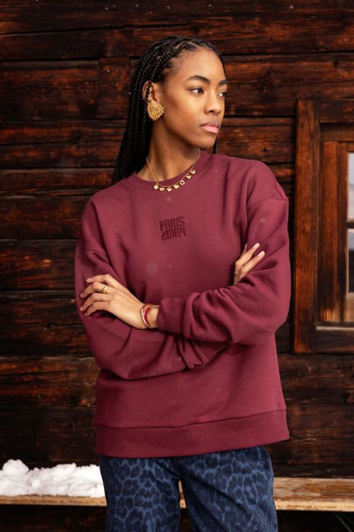 Donkerrode sweater 