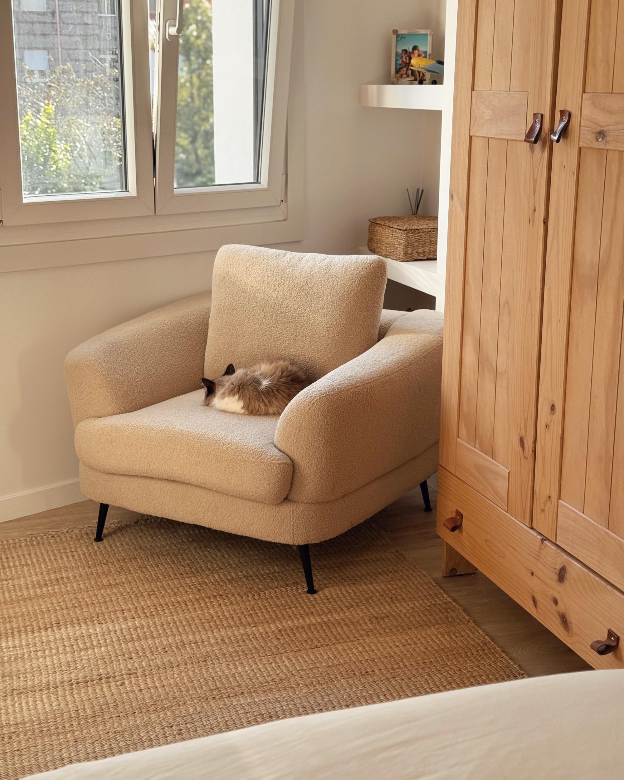 Fauteuil KJAER Bouclé Lichtbeige