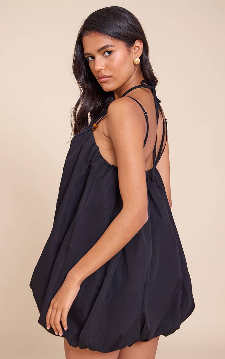 Noir Robe Bouffante À Col Licou Avec Détails Perlés