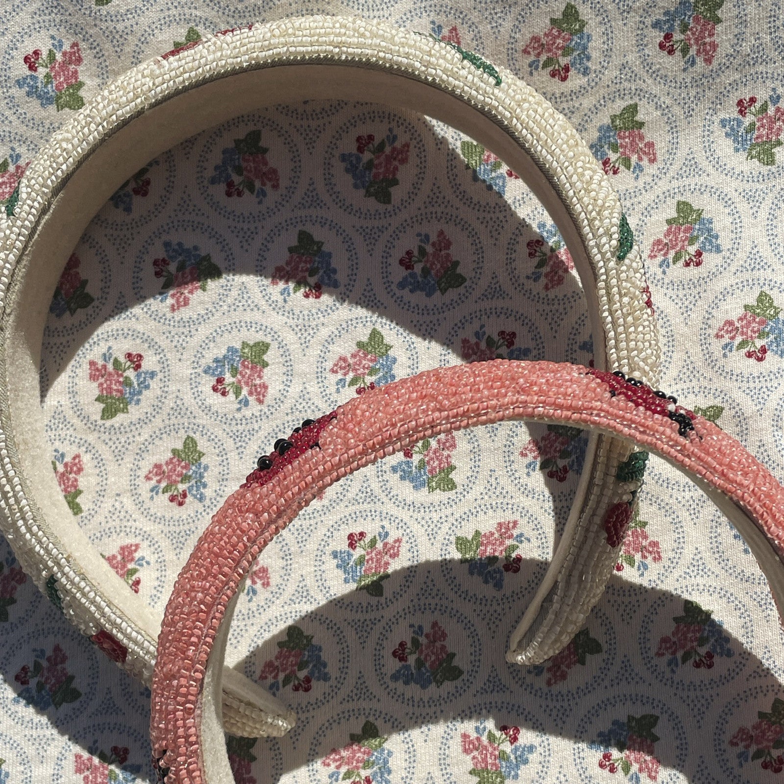 Haarreif Beaded Cherry