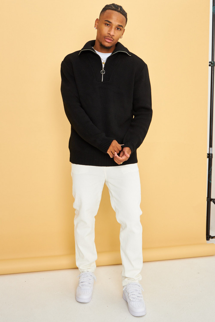 Pull noir col montant zippé