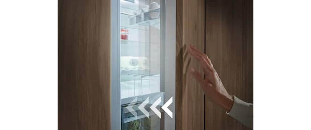 Einbaukühlschrank K 7778 C Rechts<br>Einbau-Kühlschrank mit PerfectFresh Active, FlexiLight 2.0 und 4 Sterne Gefrierfach