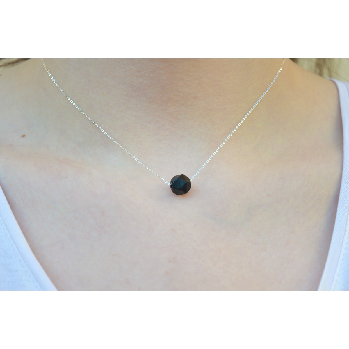 Collier orné de perles d'Agate noire argent 925
