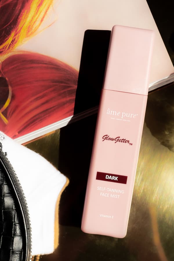 ame pure  GlowGetter™ Selvbruningsmist Dark