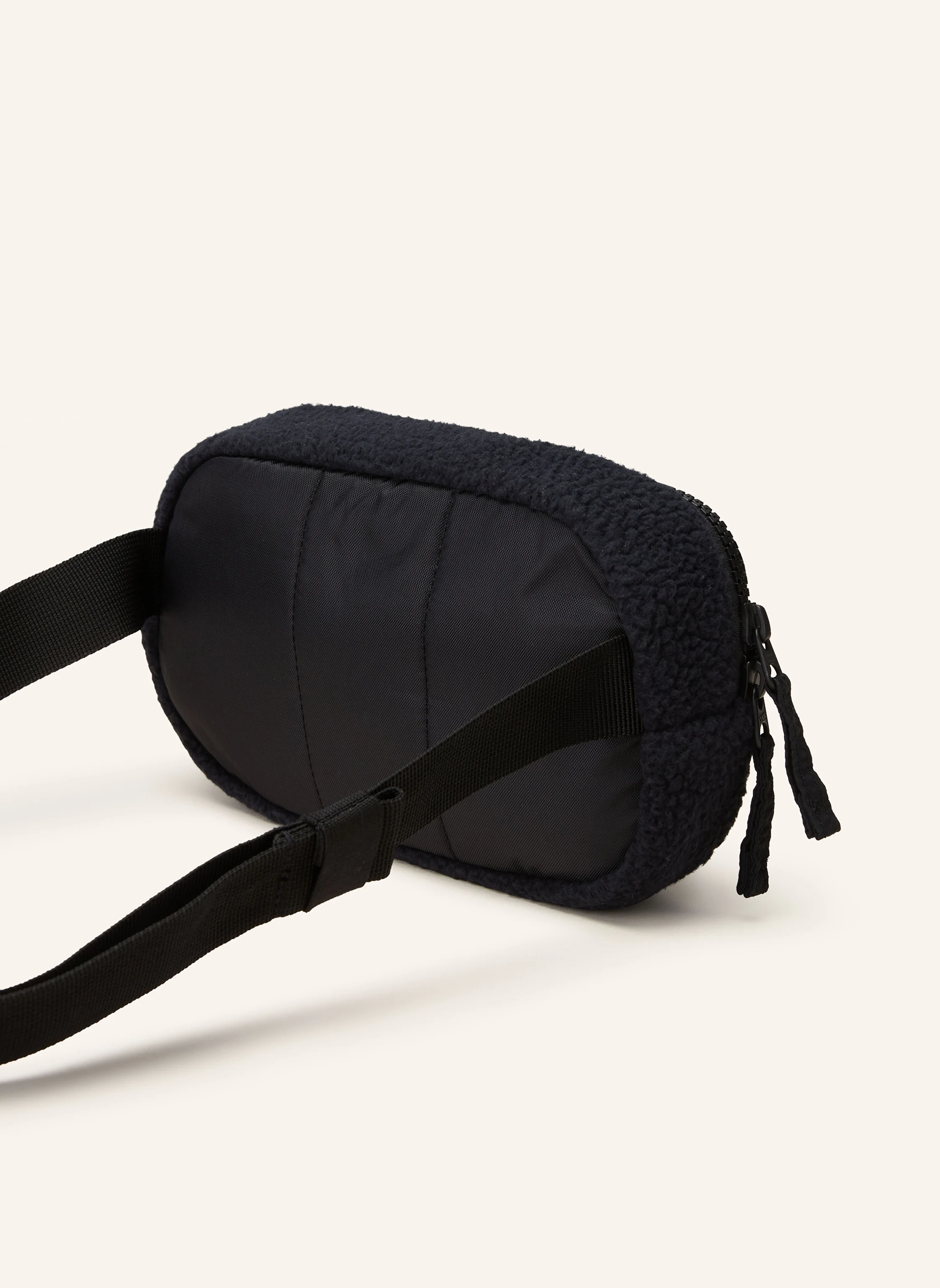 Columbia Gürteltasche mit Teddyfell