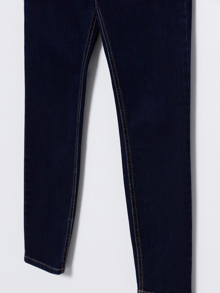 Calça jeans push-up - Azul marinho