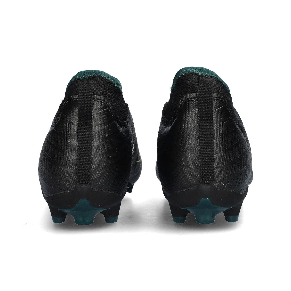 Chuteira Puma Ultra 6 Match+ LL FG/AG Criança