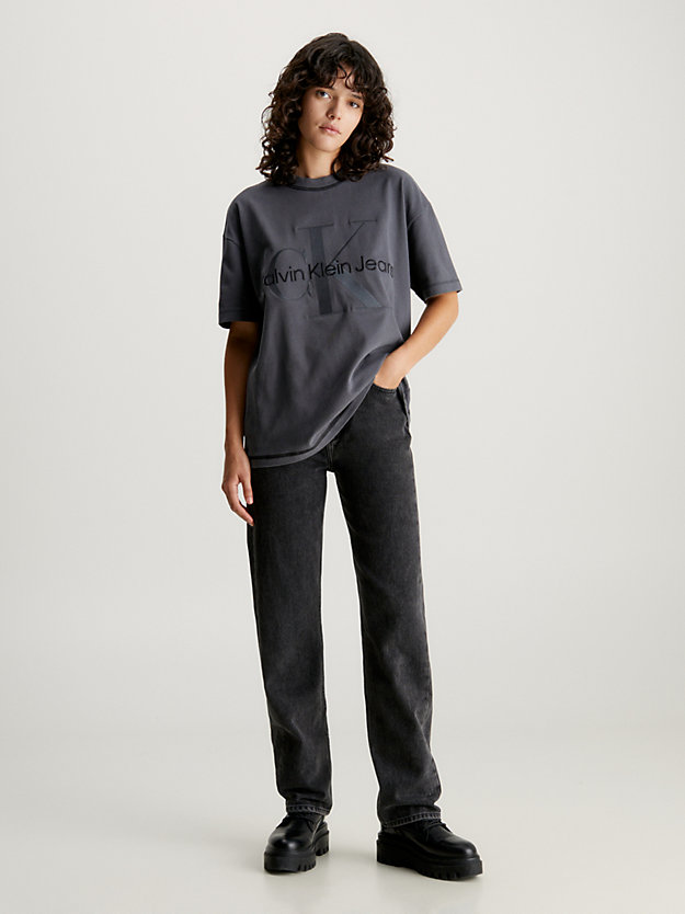 Camiseta boyfriend com monograma