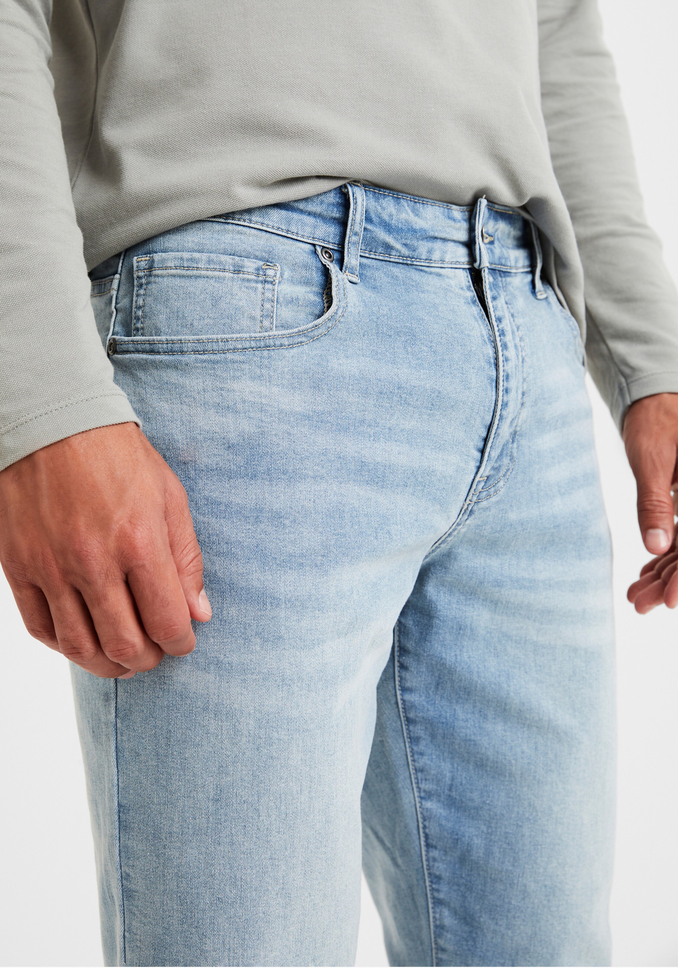 Buffalo 5-Pocket-Jeans in light-blue-denim