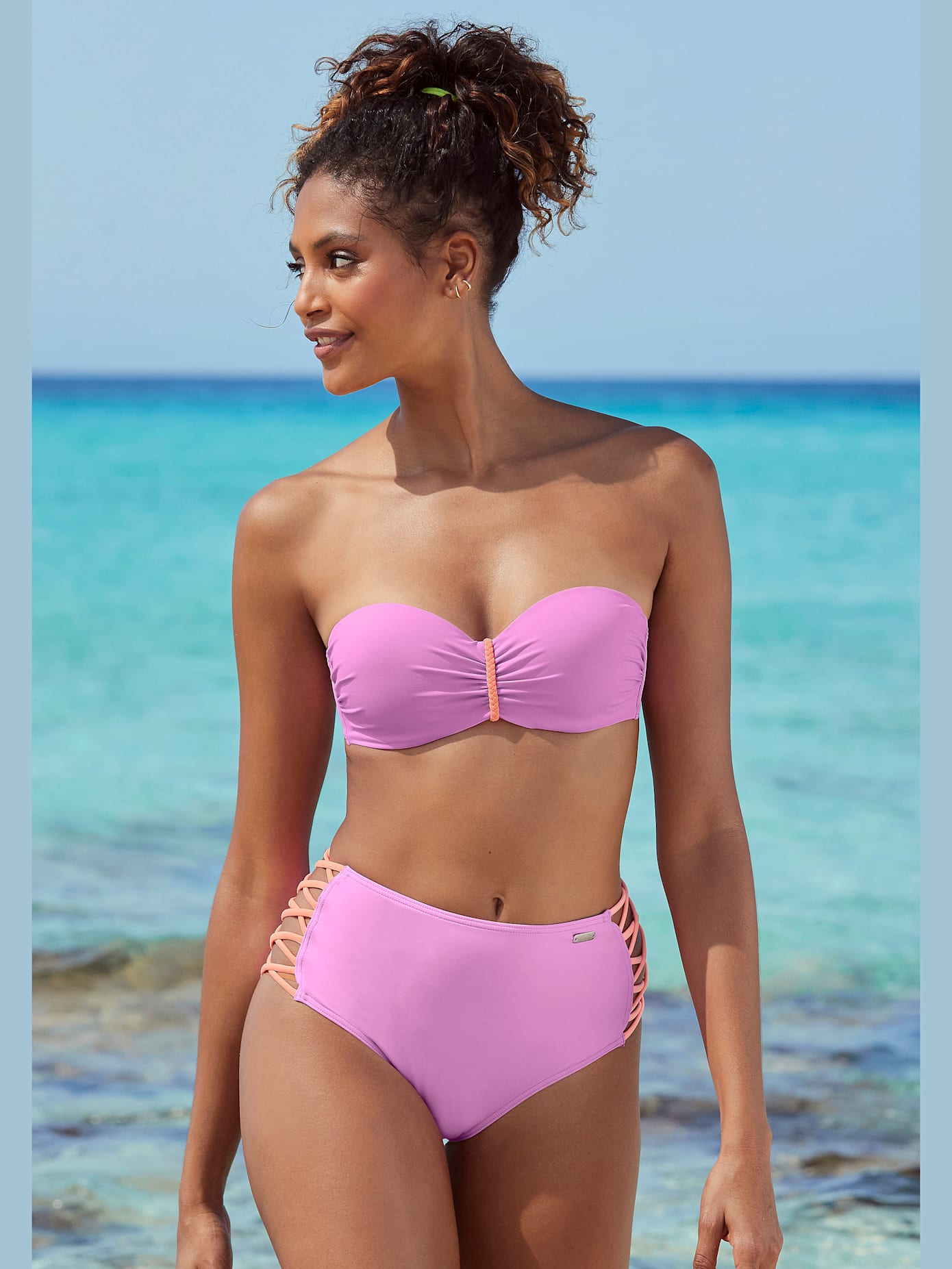 Haut de bikini push-up design contrasté