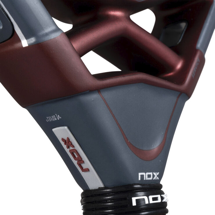 Nox Agustin Tapia 10 Genius 12K Padelbat Sølv