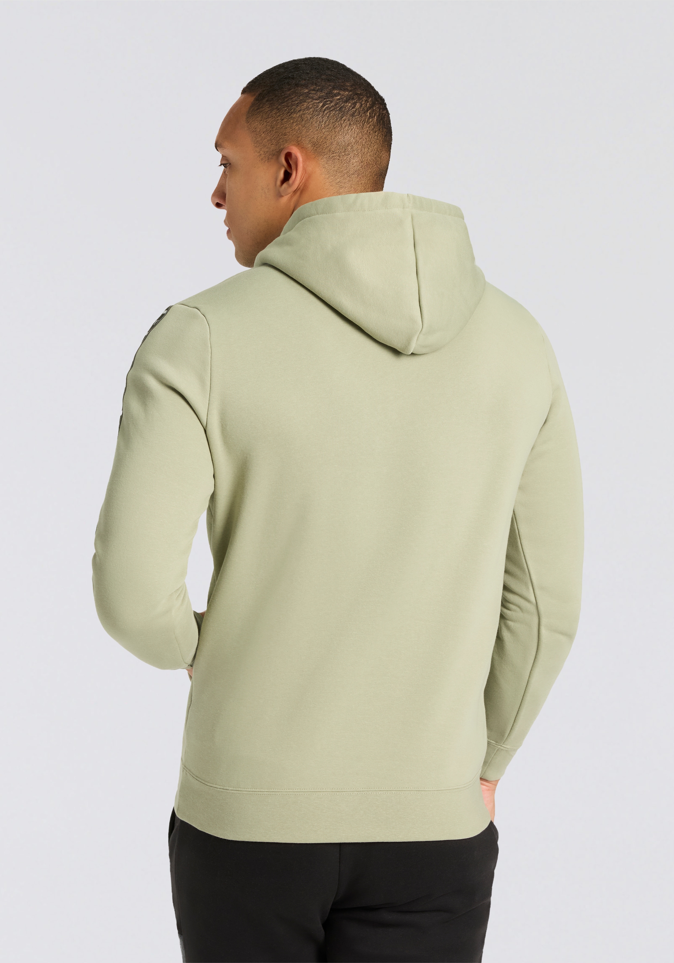 PUMA Kapuzensweatshirt »ESS TAPE HOODIE FL«, mit Kängurutasche, mit Kapuze, Regular Fit, Rundhalsausschnitt