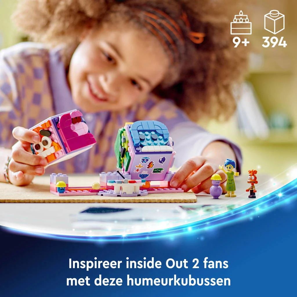 Mooie kleurrijke set voor uren plezierInside Out 2 humeurkubussen van Pixar Bouwbaar Emoties Leren Speelgoed 43248