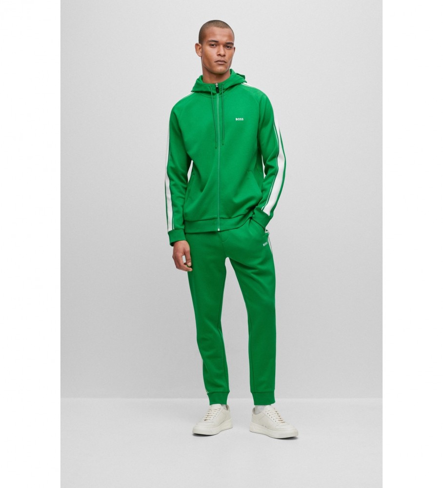 Conjunto de treino BOSS de corte regular com logotipo e detalhes em verde.