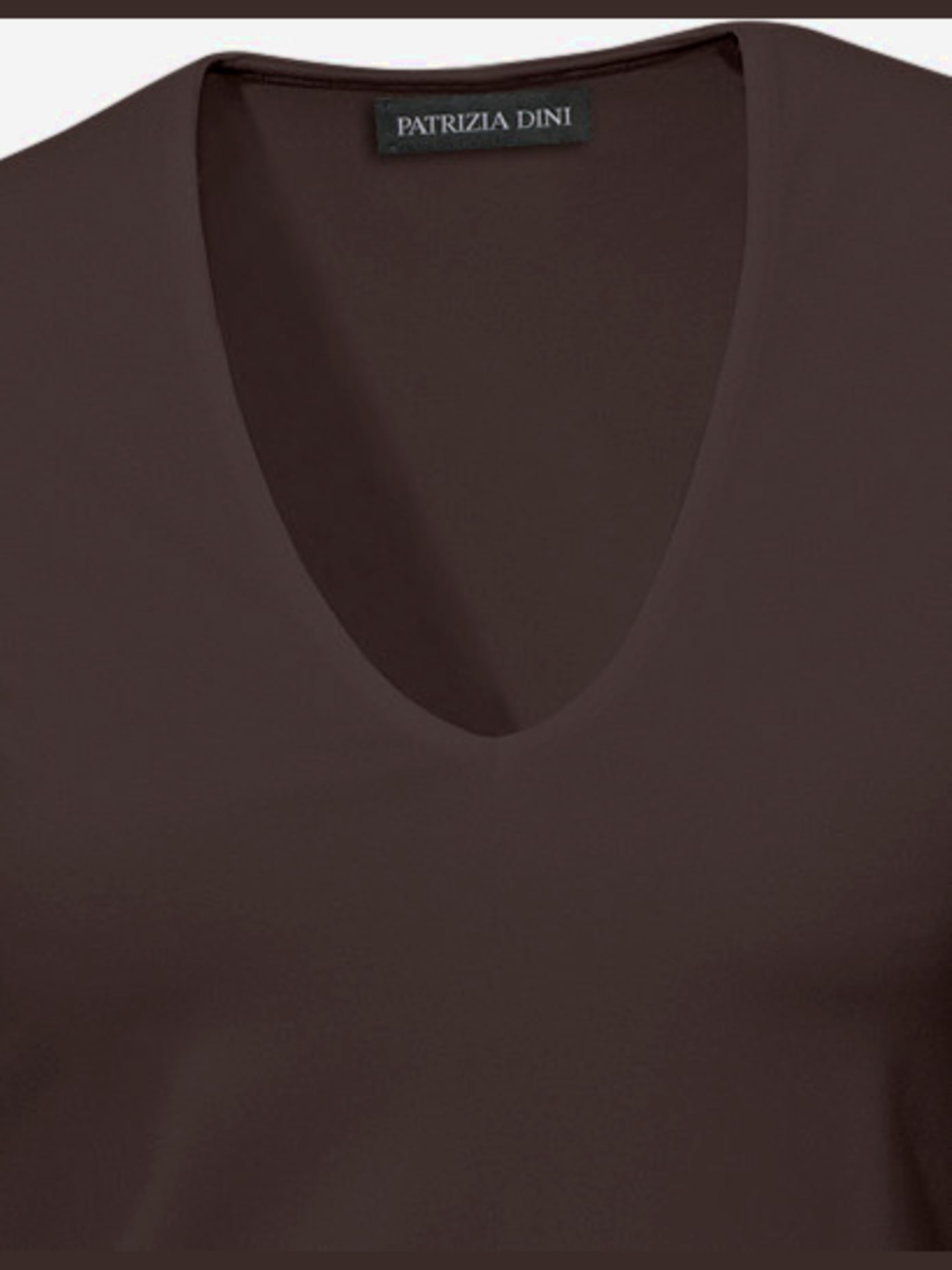 T-shirt en v manches mi-longues et encolure en v féminine