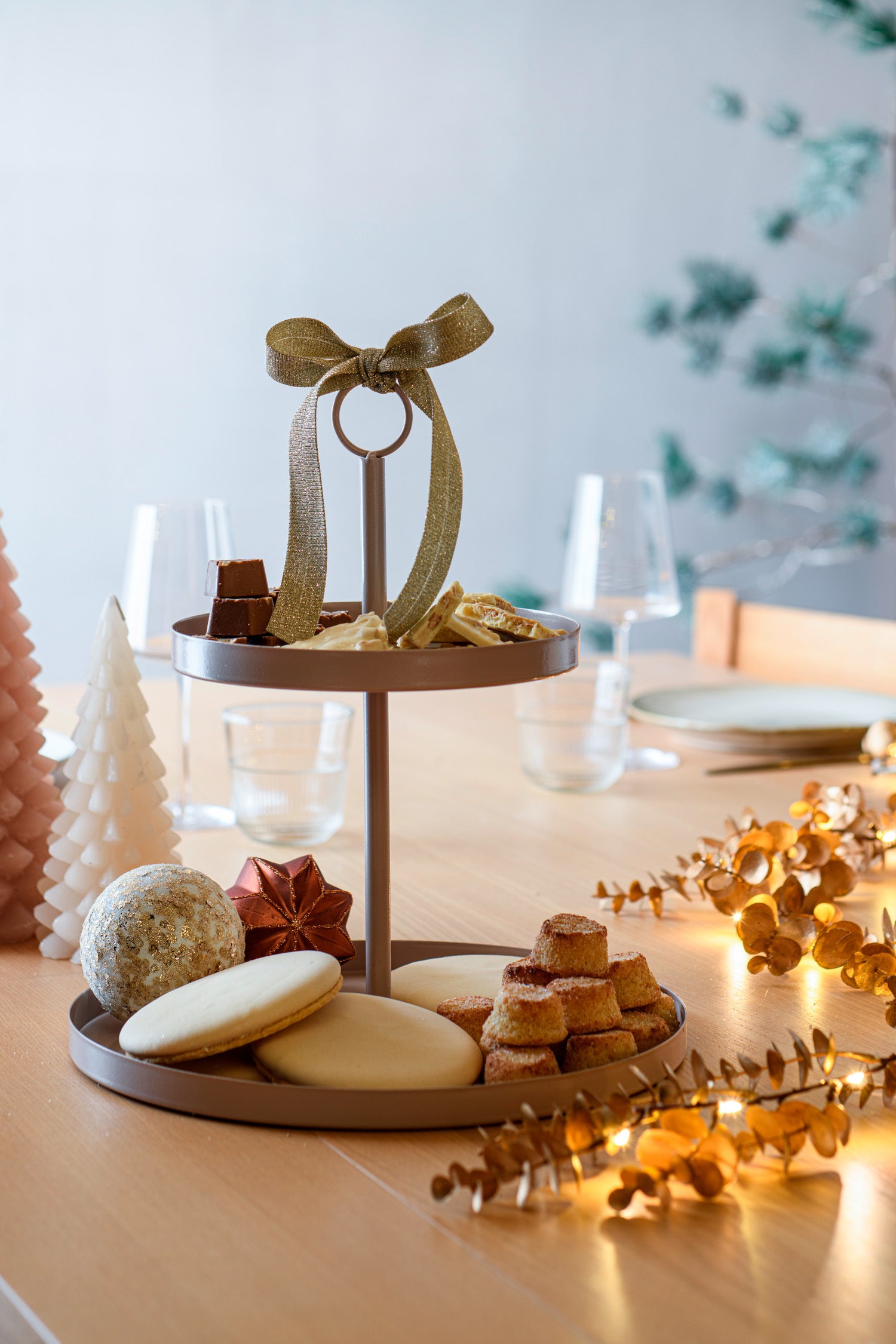 Rustik Lys stompkaars Kerstboom crème 42 uur D 10 H 20 cm